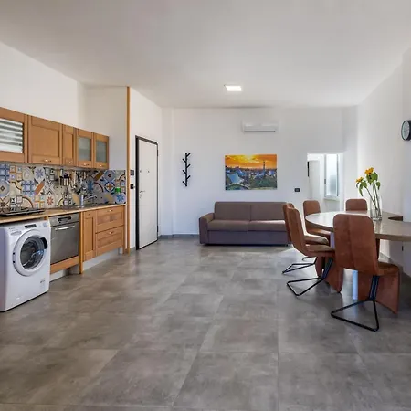 Gaudi - Gueell Holiday home