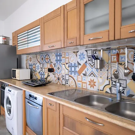 Holiday home Gaudi - Gueell *